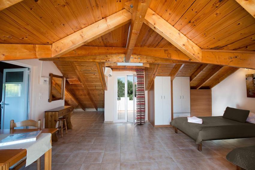 Theros Retreat Szpartiá Kültér fotó